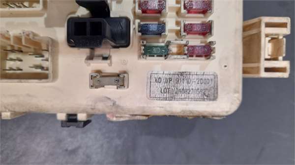 Caja Fusibles/Rele Hyundai Elantra (XD)(2000->) 1.6 - Imagen 2