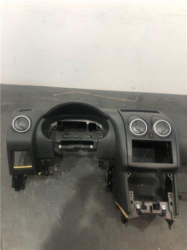 Salpicadero Nissan QASHQAI 1.5 dCi Tekna 4x2 - Imagen 3