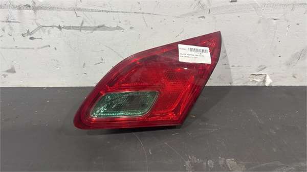 Piloto Porton Trasero Derecho Opel ASTRA J 1.7 CDTI - Imagen 4