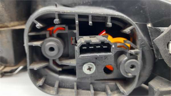 Piloto Trasero Izquierdo Seat Ibiza (6L1)(04.2002->) 1.9 TDI - Imagen 3