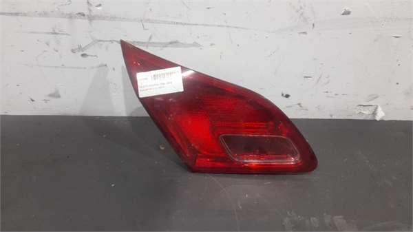 Piloto Porton Trasero Izquierdo Opel ASTRA J 1.7 CDTI - Imagen 4