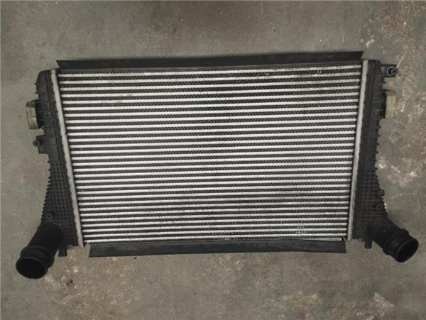 Intercooler Volkswagen Passat Berlina (3C2)(2005->) 2.0 TDI - Imagen 2