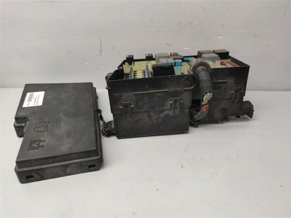 Caja Fusibles/Rele Ford FOCUS II (DA_) 2.0 TDCi - Imagen 3