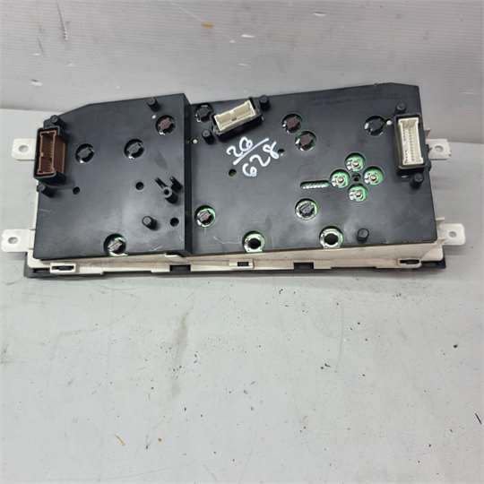 Cuadro Instrumentos Nissan X-Trail (T30)(06.2001->) 2.0 - Imagen 4