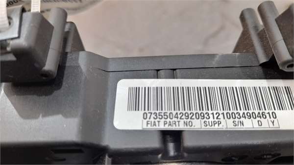 COM 2000 Fiat DOBLO Cargo Caja/Chasis (263) 1.3 D Multijet - Imagen 3