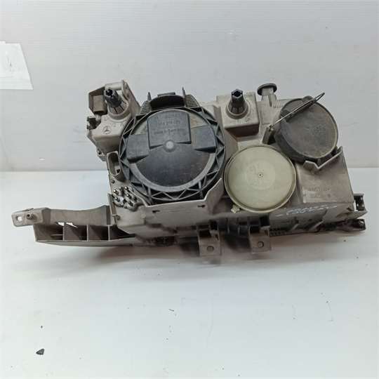 Faro Delantero Izquierdo Mercedes-Benz C-230 C-230 - Imagen 4