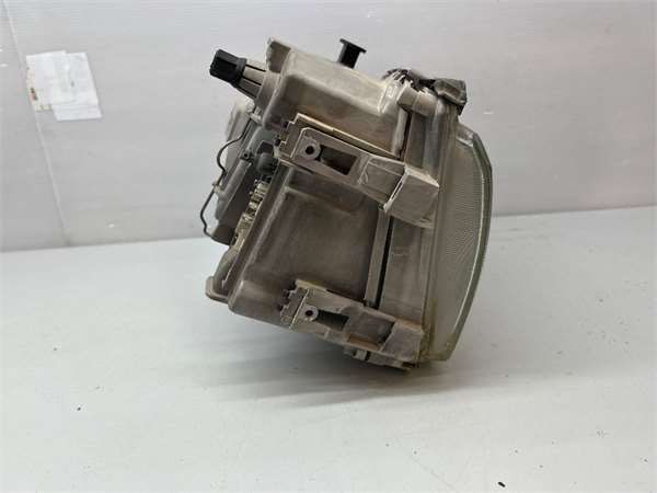 Faro Delantero Derecho Mercedes-Benz C-230 C-230 - Imagen 3